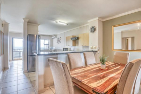 An Elegant 2-Bedroom Apt in Sandton